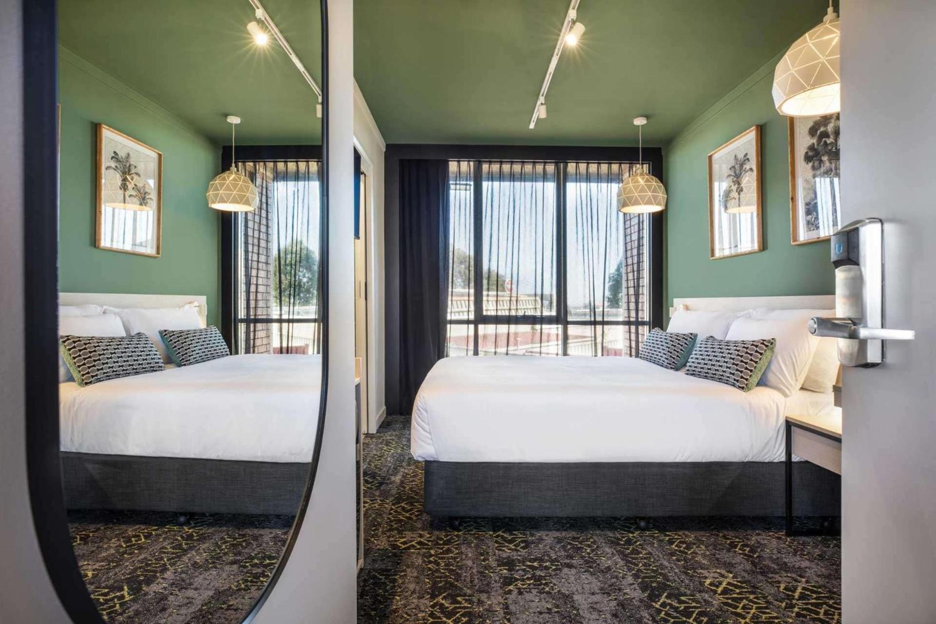 Nightcap At Morwell Hotel Экстерьер фото